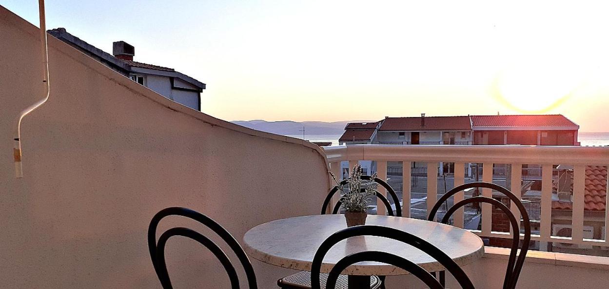 Apartments Villa Bonaca Baška Voda الغرفة الصورة