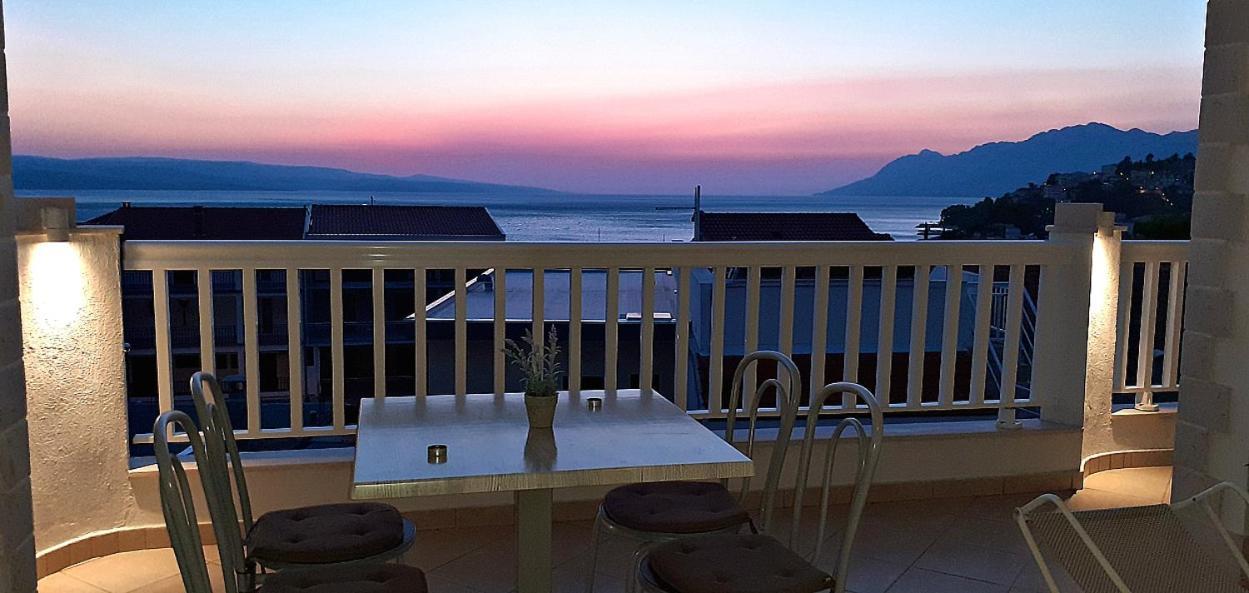 Apartments Villa Bonaca Baška Voda الغرفة الصورة