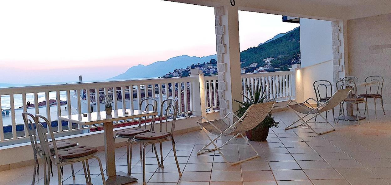 Apartments Villa Bonaca Baška Voda الغرفة الصورة