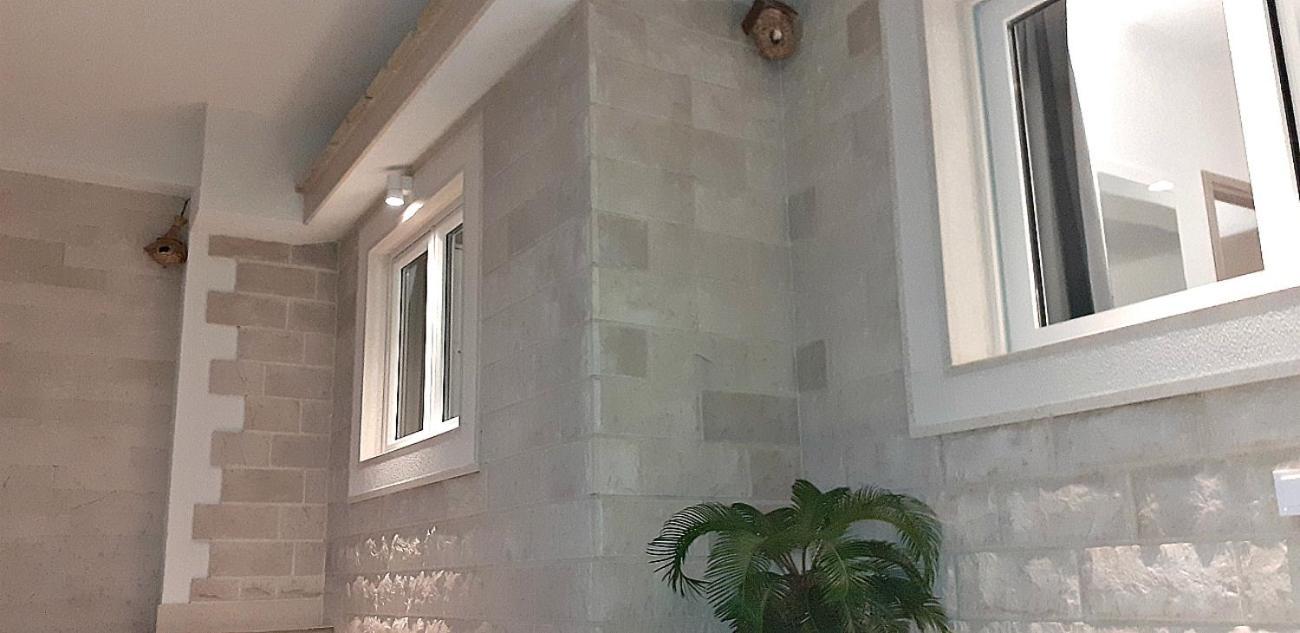 Apartments Villa Bonaca Baška Voda الغرفة الصورة
