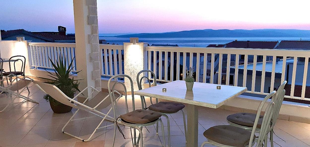 Apartments Villa Bonaca Baška Voda الغرفة الصورة