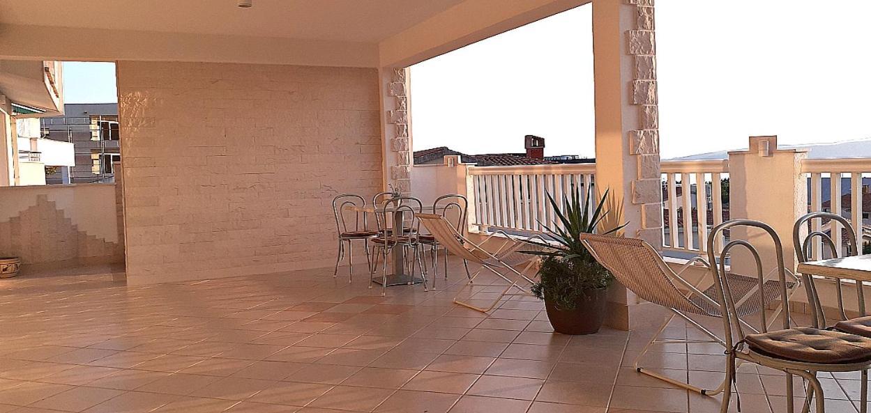 Apartments Villa Bonaca Baška Voda الغرفة الصورة