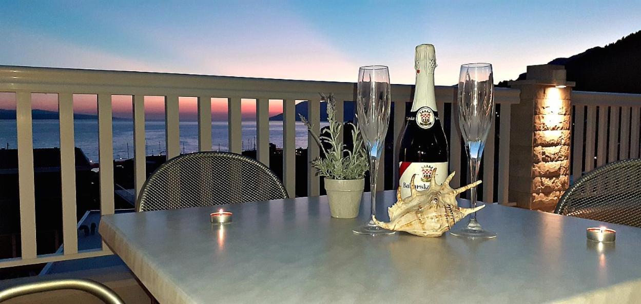 Apartments Villa Bonaca Baška Voda المظهر الخارجي الصورة