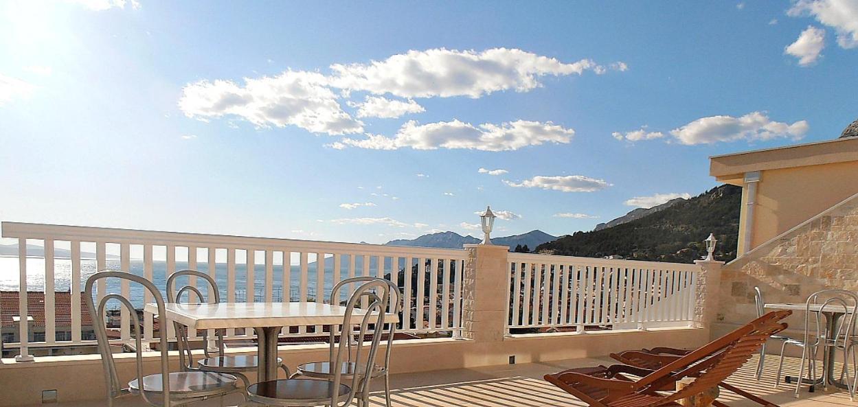Apartments Villa Bonaca Baška Voda الغرفة الصورة