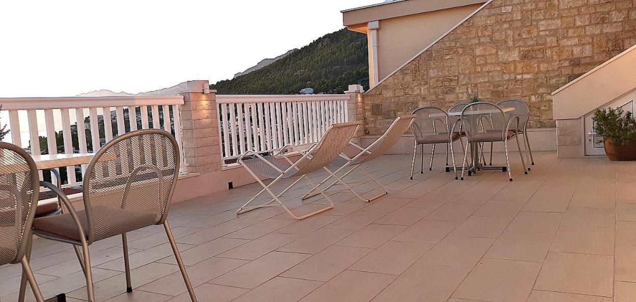 Apartments Villa Bonaca Baška Voda الغرفة الصورة