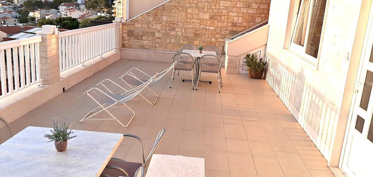 Apartments Villa Bonaca Baška Voda المظهر الخارجي الصورة